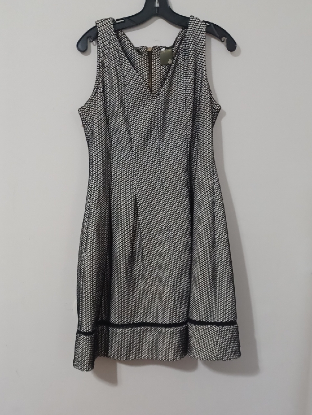 Taylor Black & White Sleeveless A-Line Dress . NWOT. Size 10